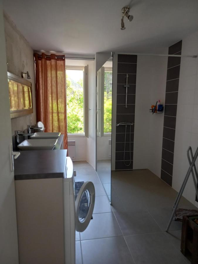 L'ecole Buissonniere Holiday home Noyant-la-Plaine